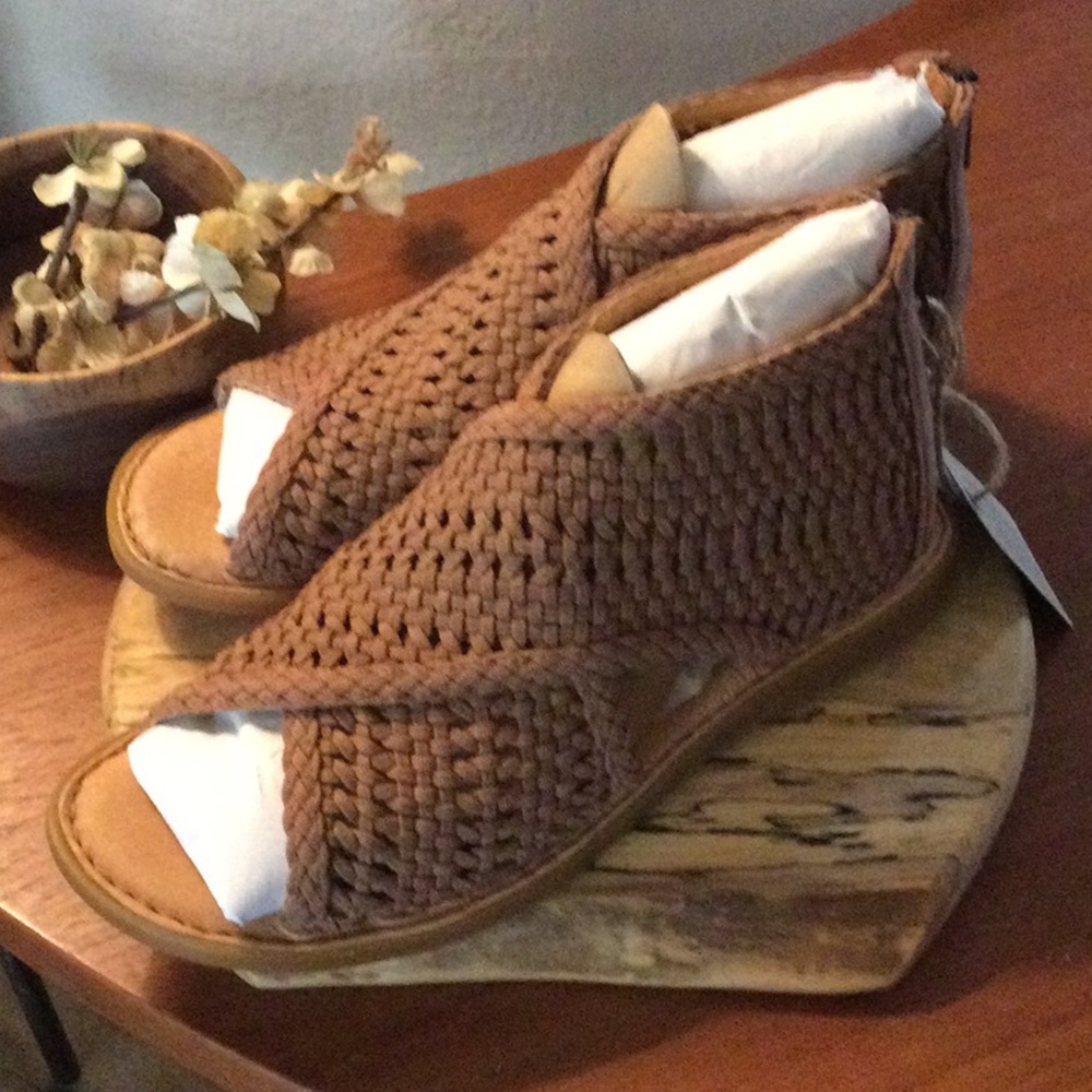 Born Iwa macrame sandals